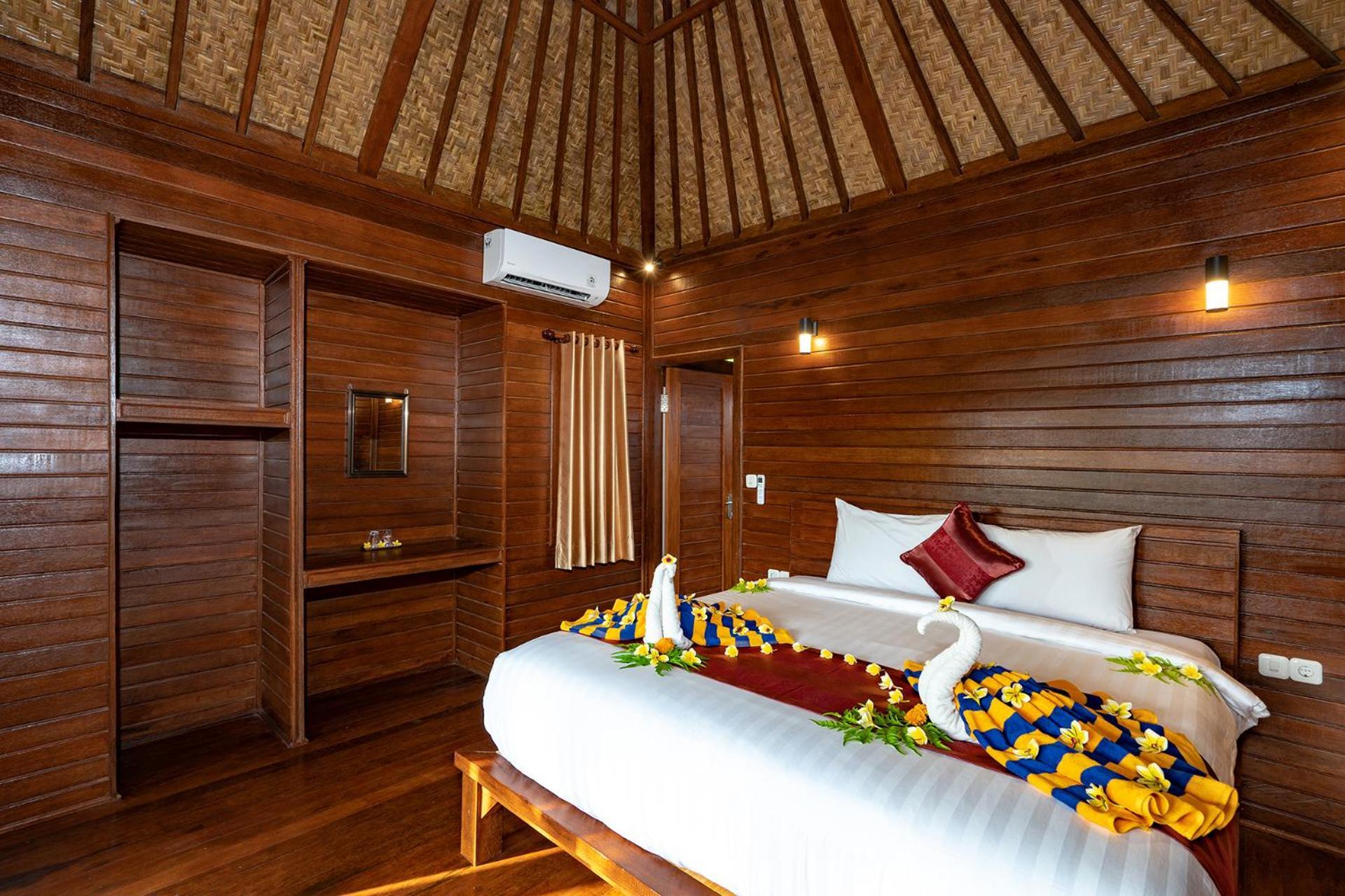 Karang Mas Lembongan Hotel Nusa Lembongan Exterior photo