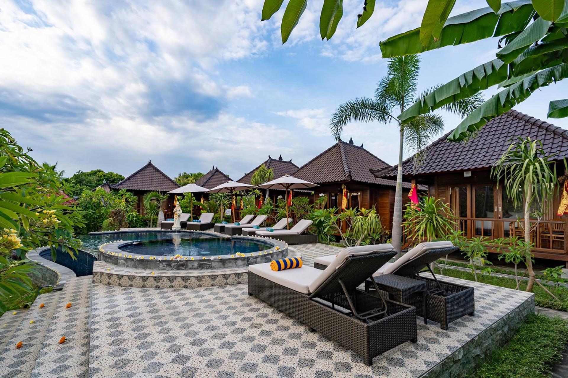 Karang Mas Lembongan Hotel Nusa Lembongan Exterior photo