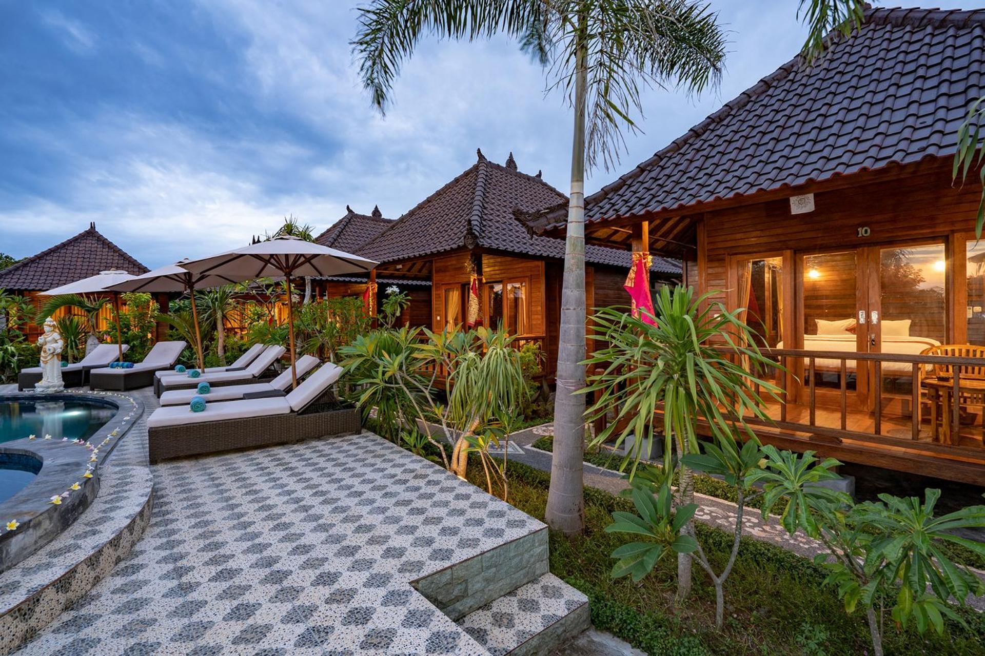 Karang Mas Lembongan Hotel Nusa Lembongan Exterior photo