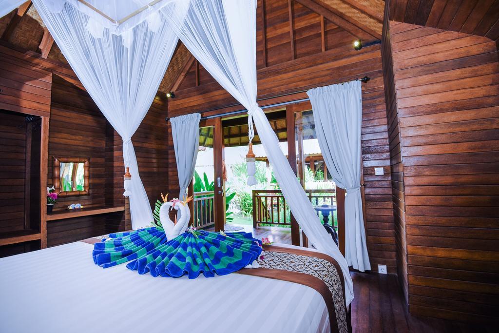 Karang Mas Lembongan Hotel Nusa Lembongan Exterior photo